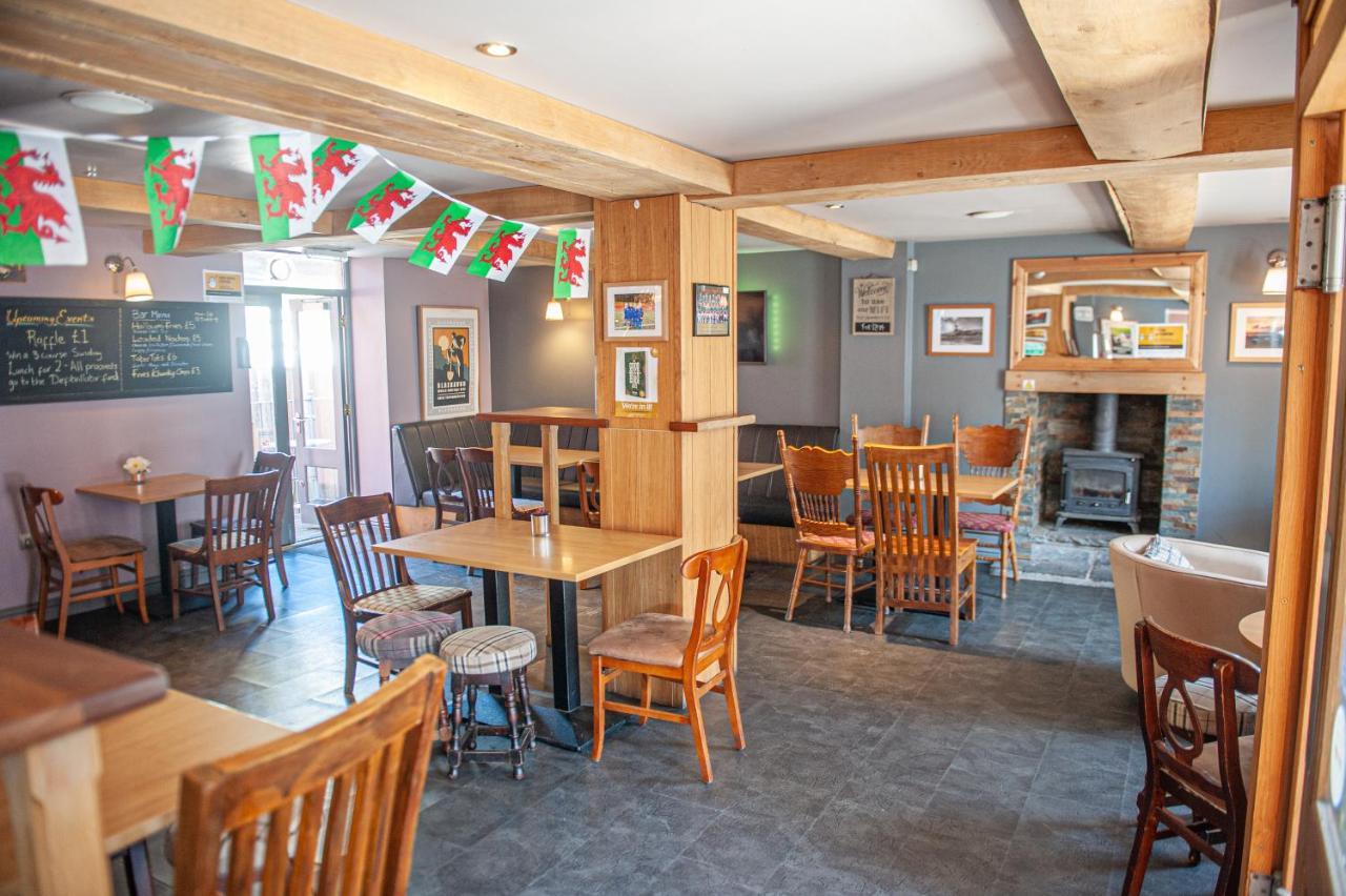 The Lion Hotel Blaenavon Eksteriør billede