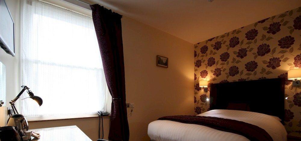 The Lion Hotel Blaenavon Eksteriør billede